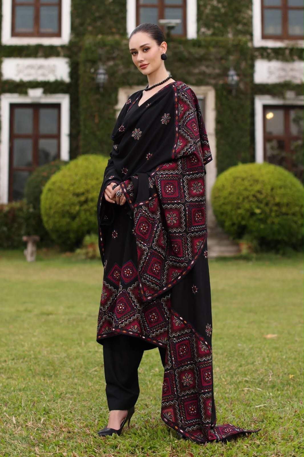 BAREEZE 6196 DHANAK AJRAK EMBROIDERED - BLACK