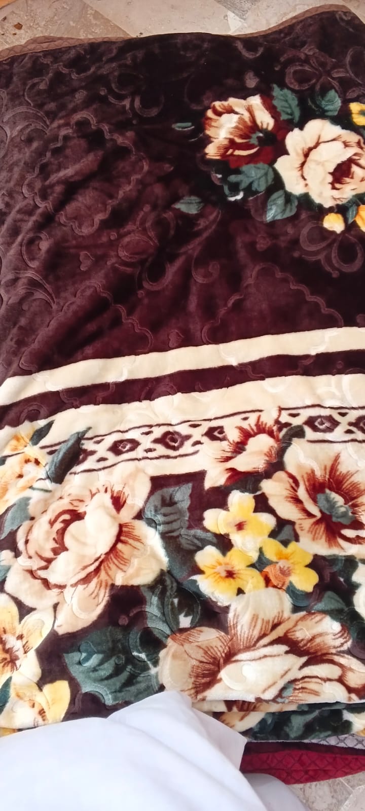 Imported Single Ply Double Bed Kambal Blanket - Design 07