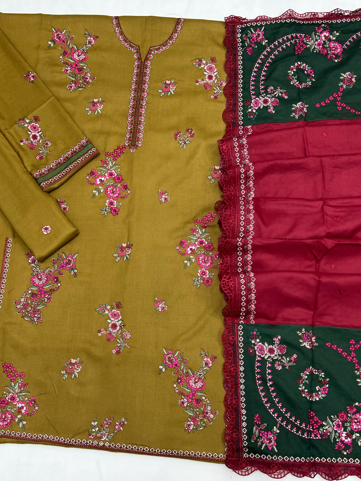 Hussain Rehar Dhanak Embroidered 3PC Suit D#2153 - DESIGN 01