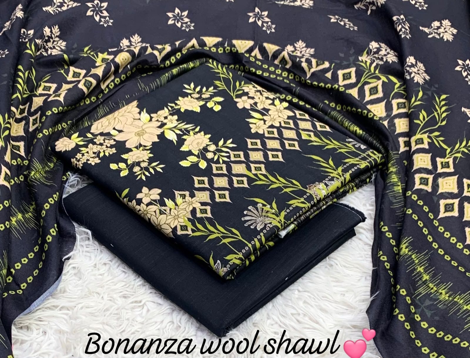 BONANZA KHADDAR WITH BUMBLE WOOL SHAWL 3PC - BLACK BEIGE