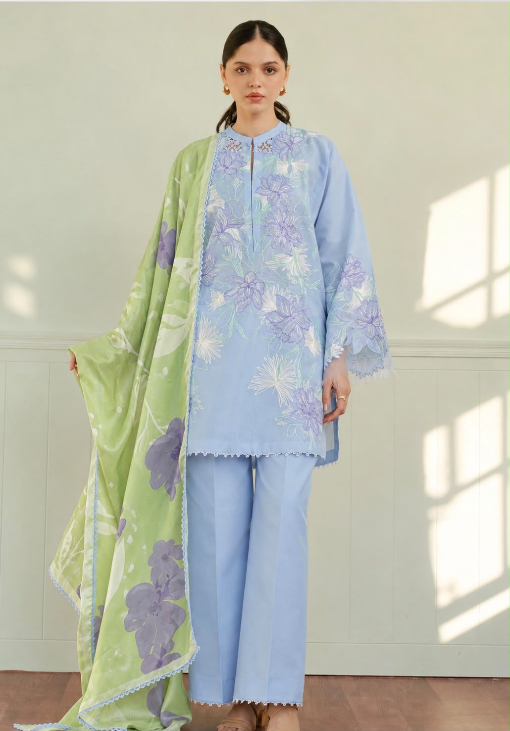Design 03