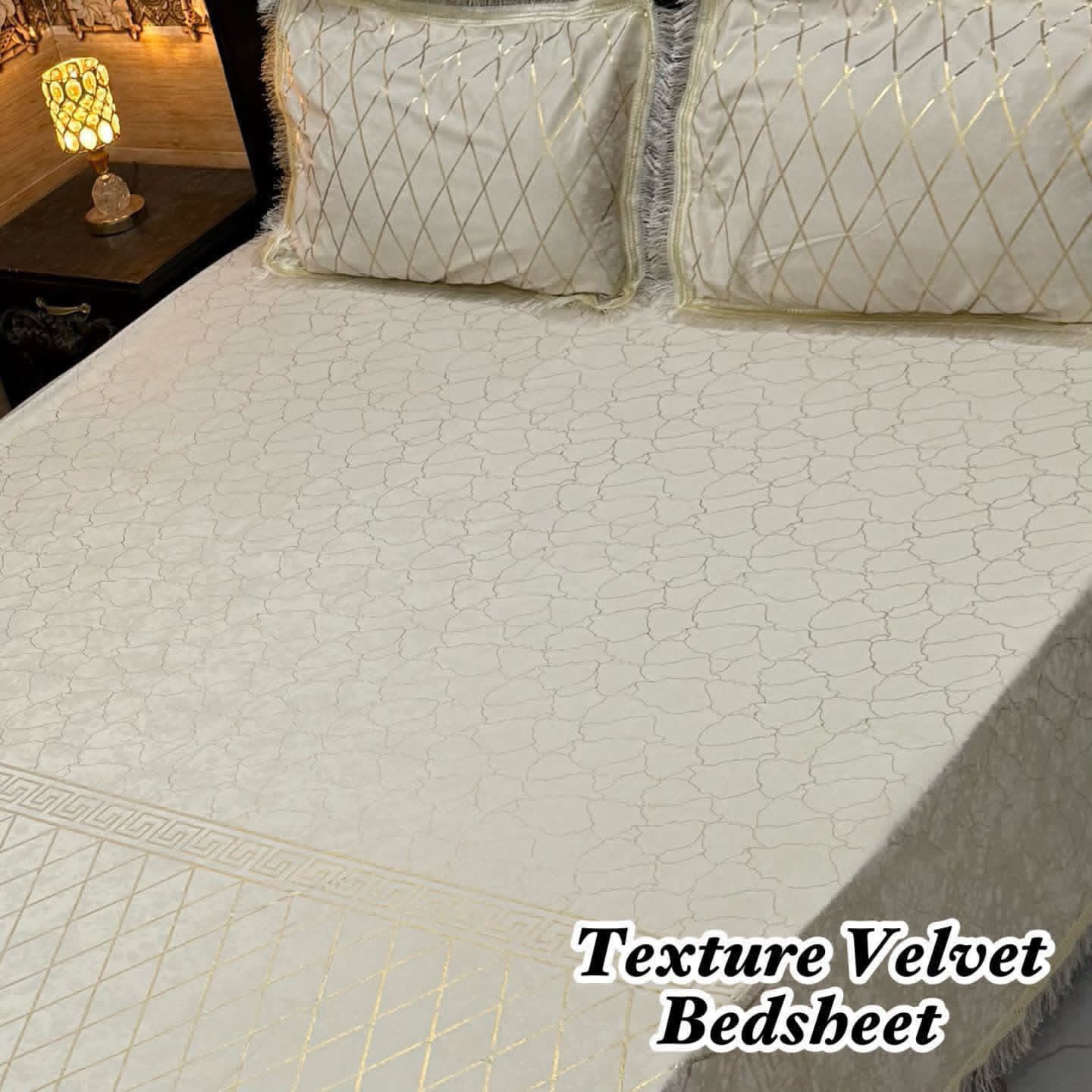 3PC TEXTURE VELVET BEDSHEET KING SIZE - CREAM